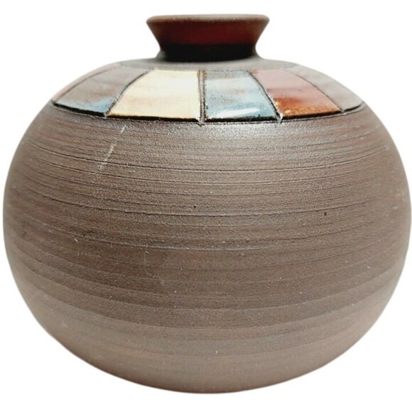 Hand Turned Studio Art Pottery Clay Weed Vase Multicolor Enamel Signed Base - Picture 5 of 8